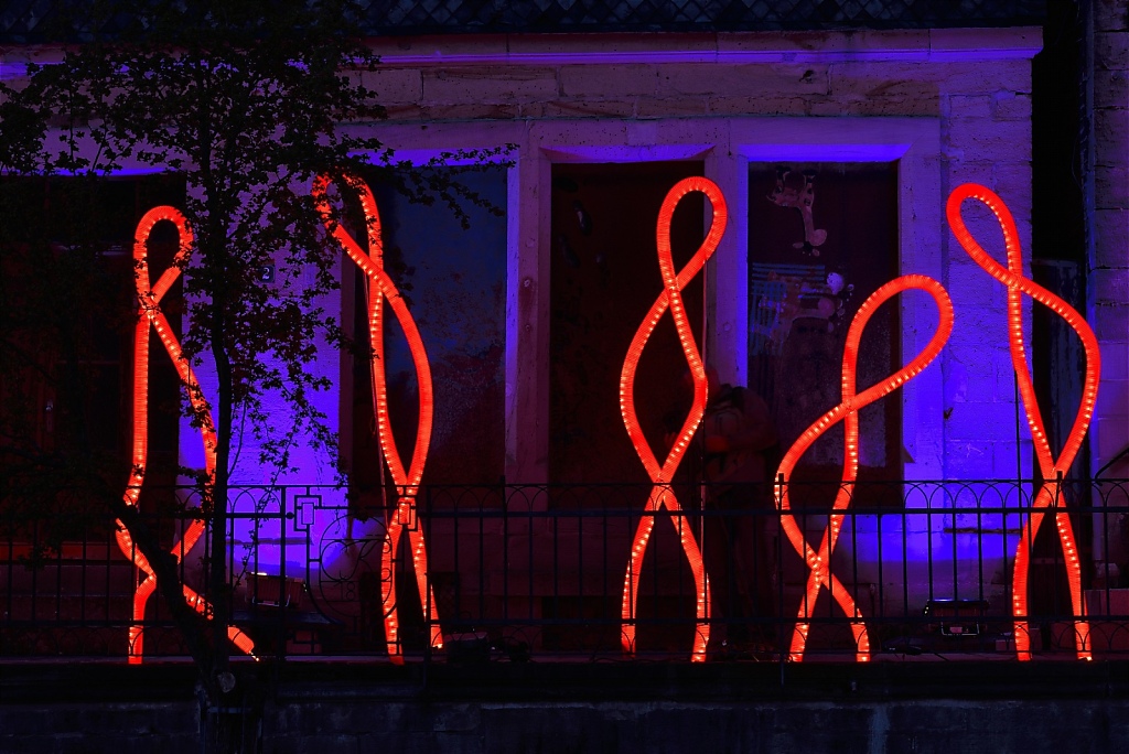 Kronach Melchior Otto Platz mit Lichtkunstobjekten