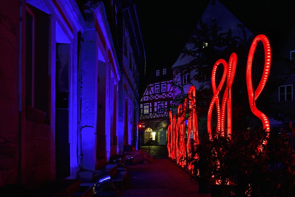 Kronach Melchior Otto Platz mit Lichtkunstobjekten