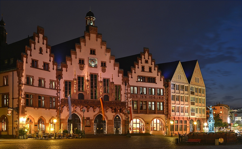 2014-06-03-10-Frankfurt-Main-Roemer-Rathaus.JPG