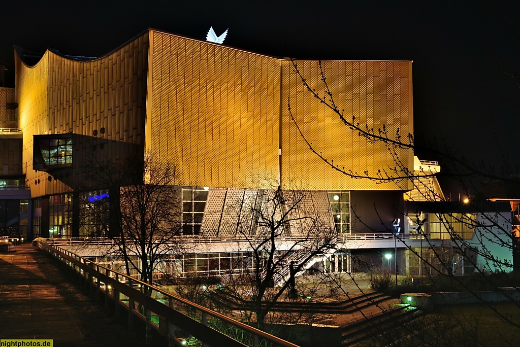 Berlin Tiergarten Philharmonie erbaut 1963 von Hans Scharoun als Teil des Kulturforums