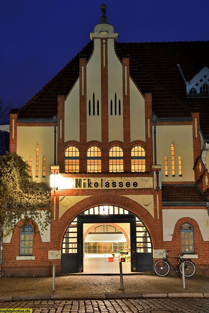Berlin Nikolassee Hohenzollernplatz S-Bahnhof erbaut von Paul Vogler 1901-1902