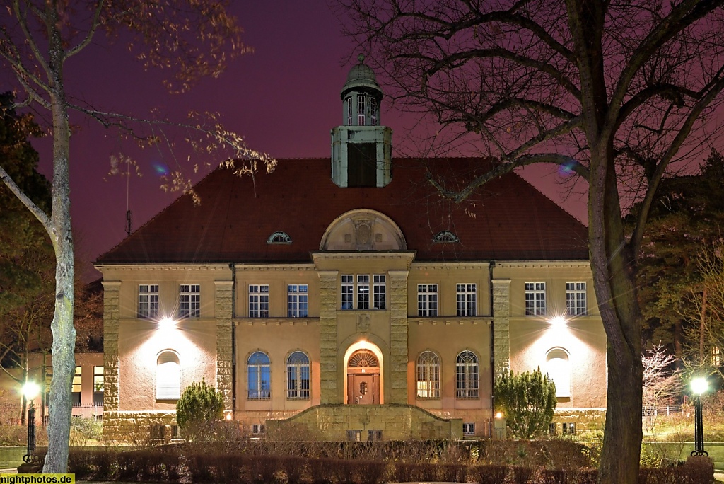 Berlin Nikolassee Polizeiwache erbaut 1912-1913 von Bruno Möhring als Rathaus Nikolassee