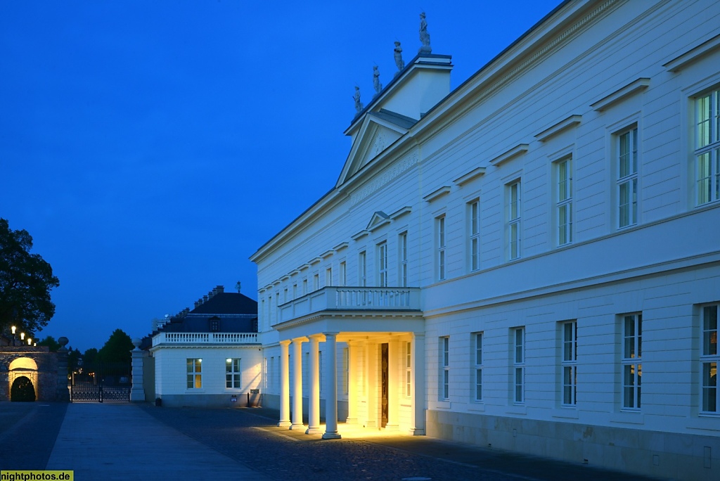 Hannover Schloss Herrenhausen Erstbau 1670 Ehrenhofseite