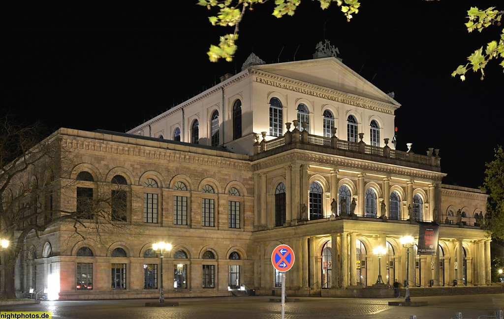 Hannover Opernhaus erbaut 1845-185252 von Georg Ludwig Friedrich Laves im spätklassizistischen Stil