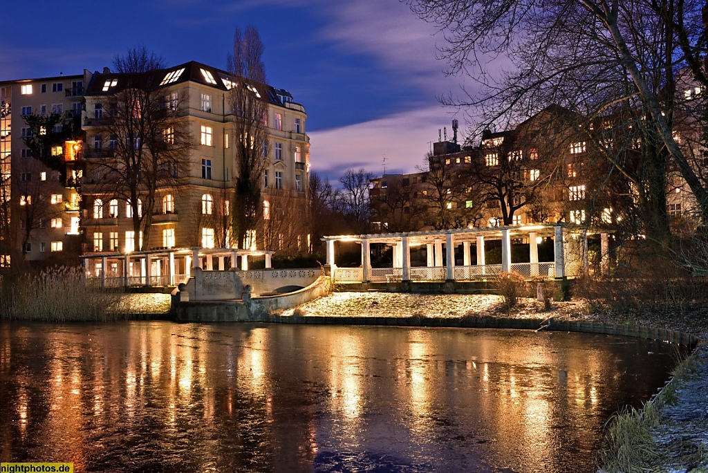 Berlin Charlottenburg Dernburgplatz Lietzensee