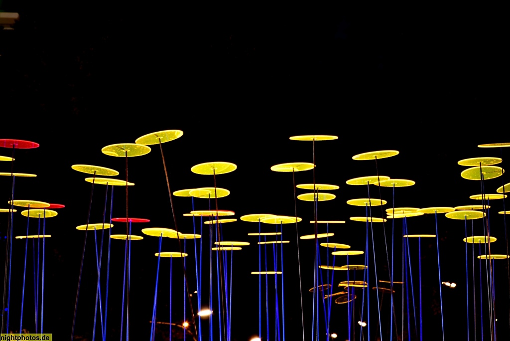 Berlin Charlottenburg Lichtkunst auf dem Ernst-Reuter-Platz