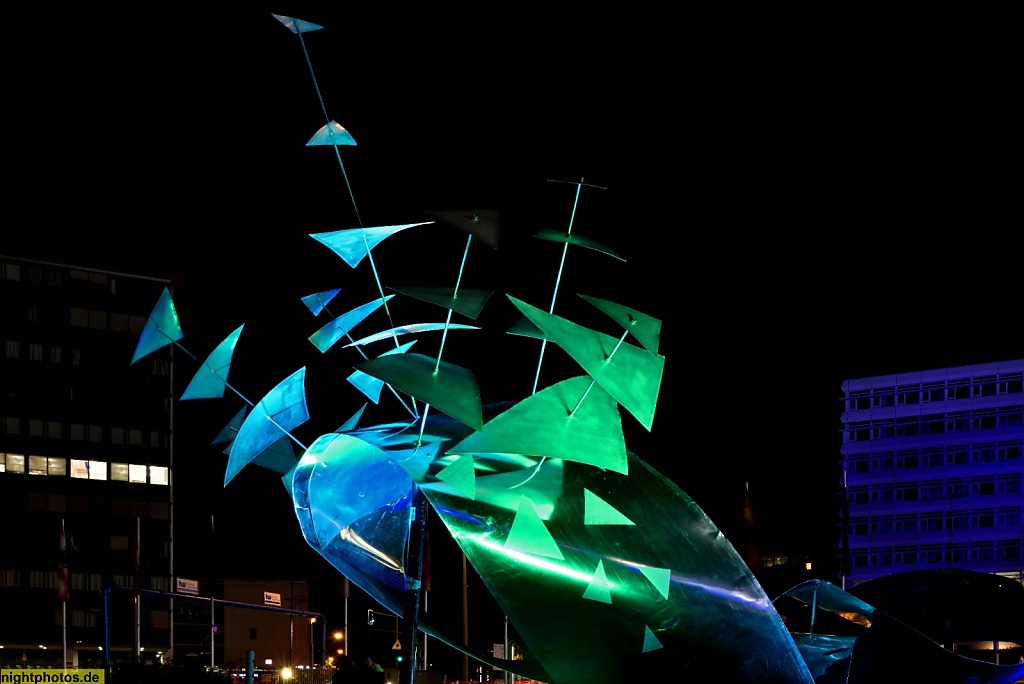 Berlin Charlottenburg Lichtkunst auf dem Ernst-Reuter-Platz