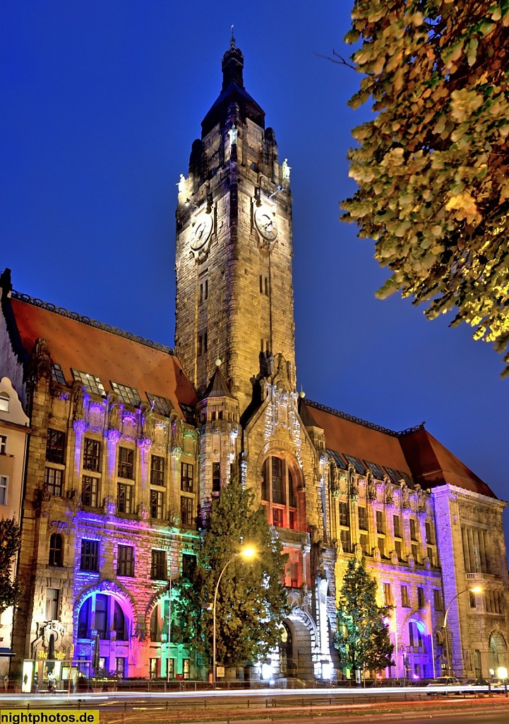 Berlin Charlottenburg Rathaus Otto-Suhr-Allee beim Festival of Lights