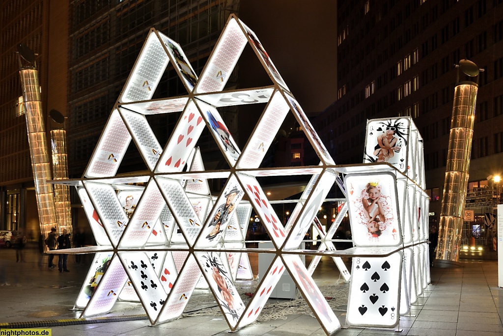 Berlin Mitte Potsdamer Platz Lichtkunst 'House of Cards'