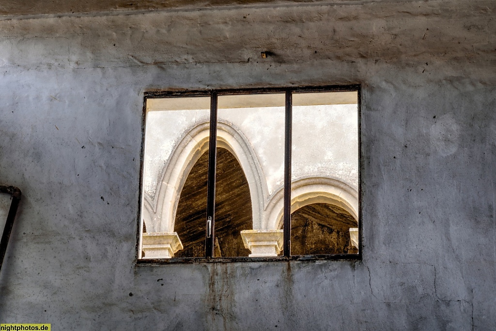 Lost Place: ehemalige Weinkooperative auf Mallorca