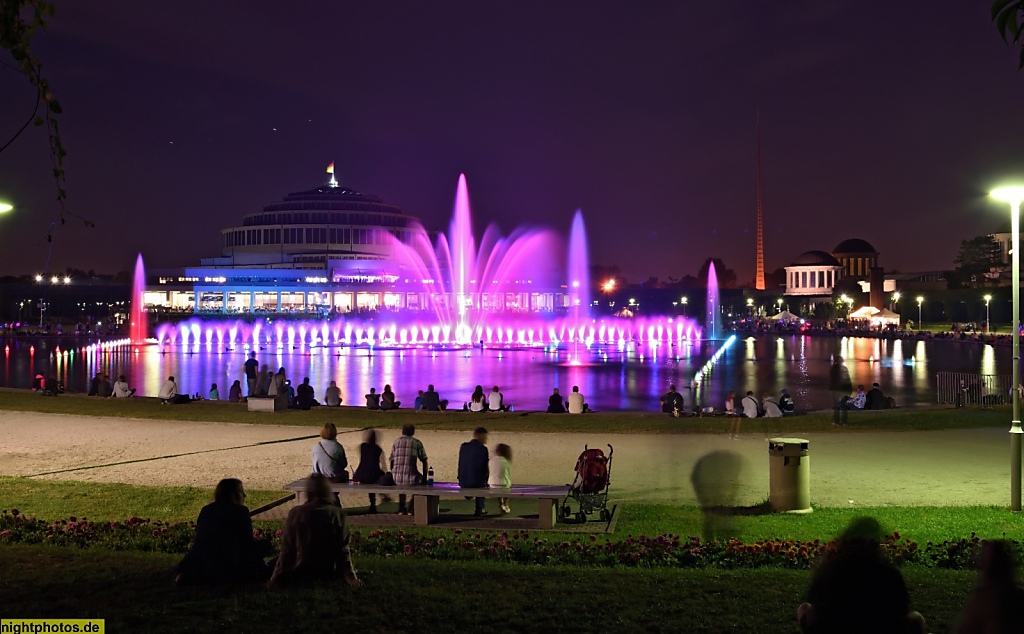 Wrocław Breslau Jahrhunderthalle Hala Stulecia Wasserspiele Lightshow