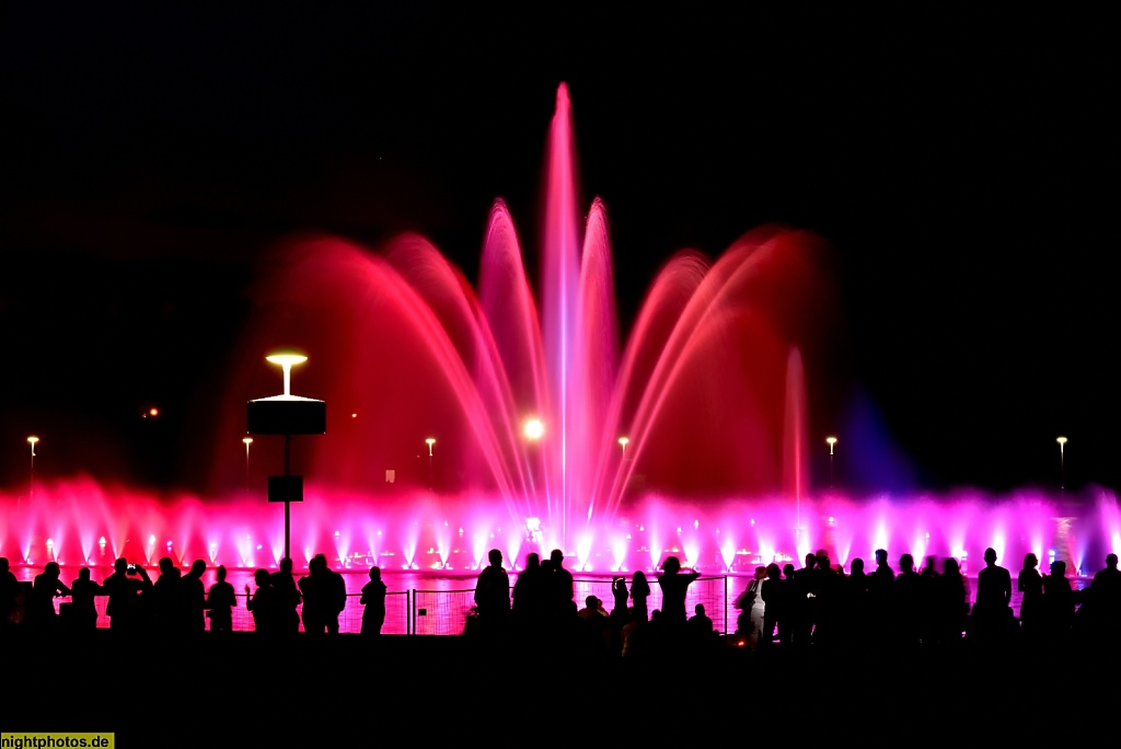 Wrocław Breslau Jahrhunderthalle Hala Stulecia Wasserspiele Lightshow