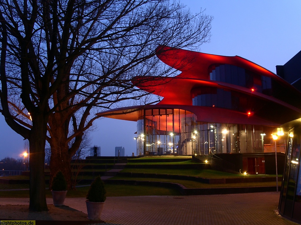 Potsdam Hans-Otto-Theater erbaut 2006 von Paul und Gottfried Böhm