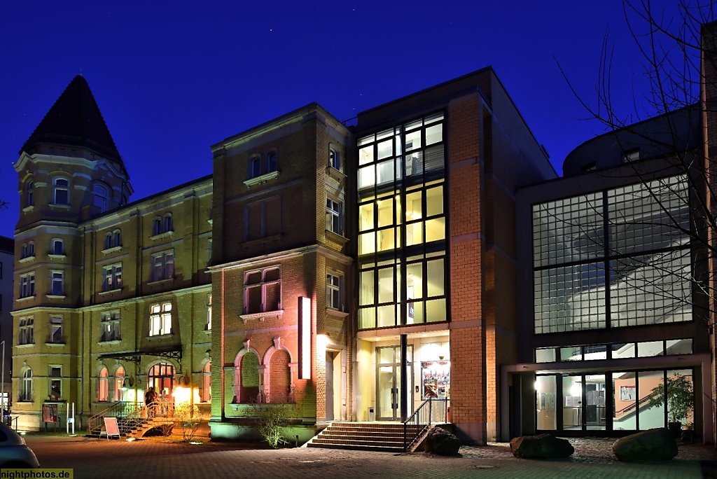 Berlin Neukölln Werkstatt der Kulturen seit 1993. Erbaut 1850-1902 als Bergschloss-Brauerei von Architekten Hanner und Hering