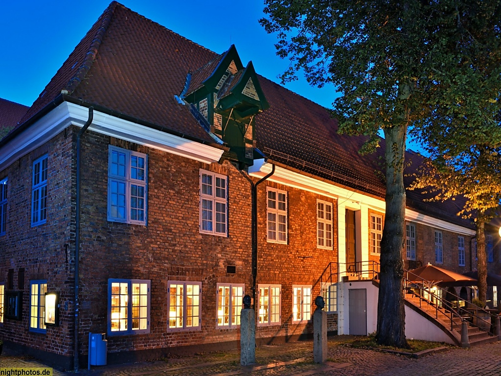 Eckernförde Altes Rathaus am Rathausmarkt. Erbaut im 15. Jahrhundert mit Erweiterungen von 1763