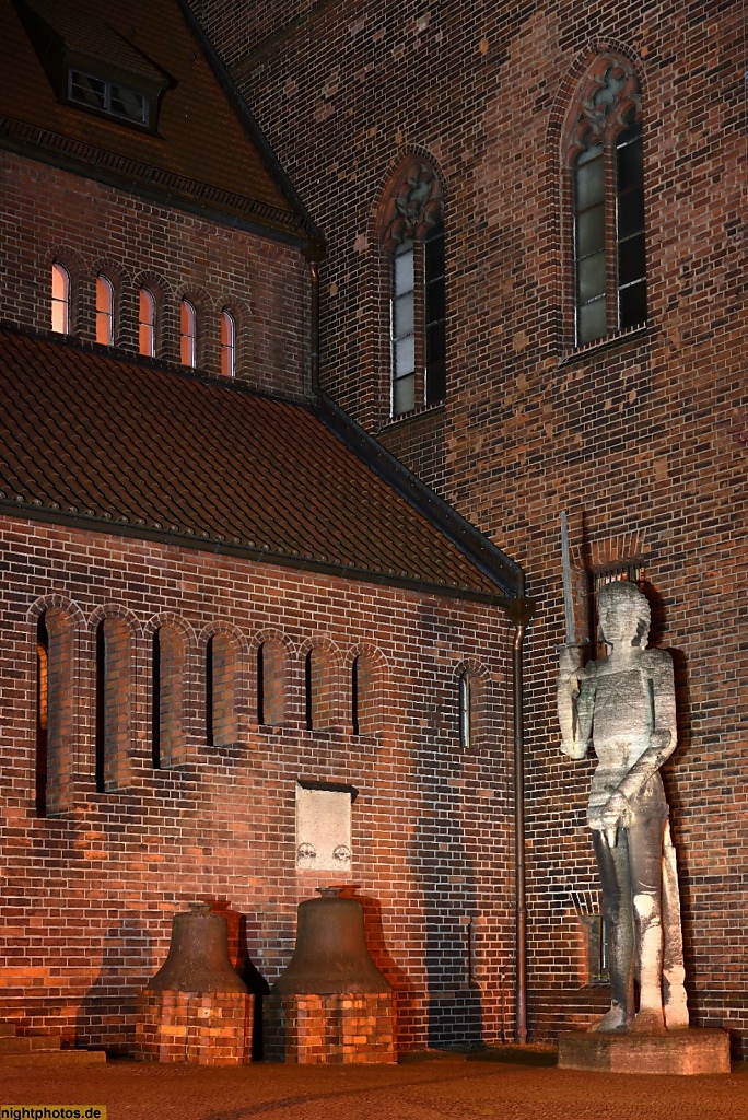 Berlin Mitte Rolandstatue von 1474 am Märkischen Museum
