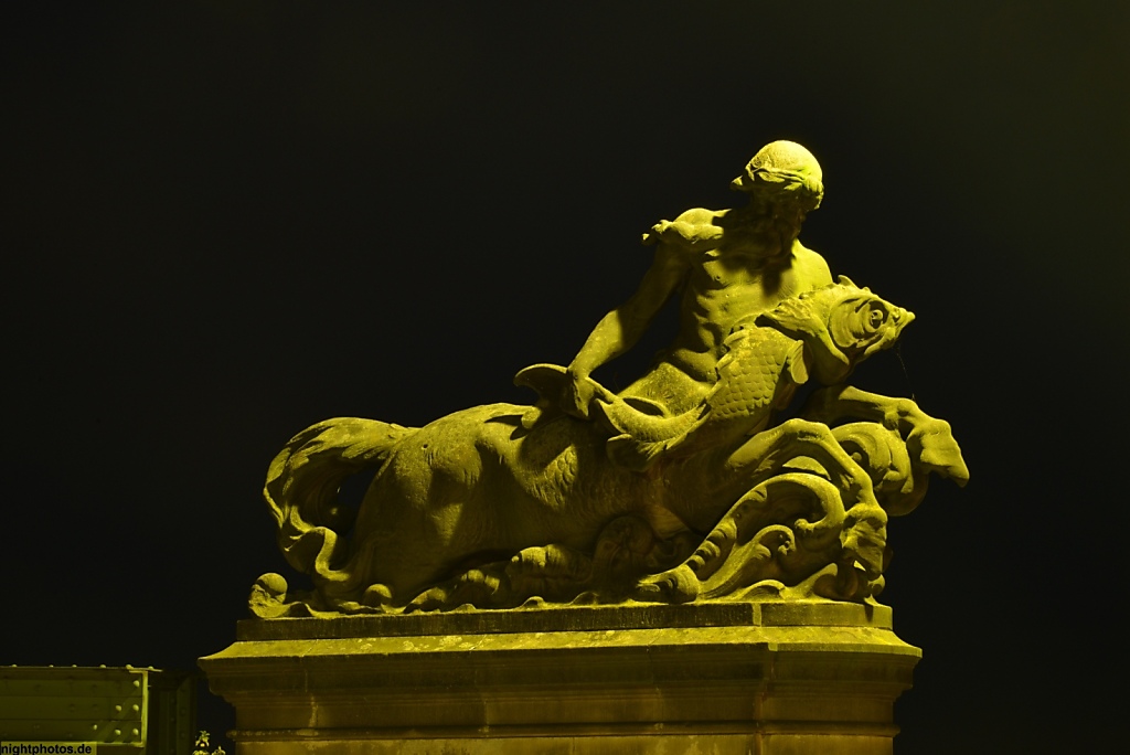 Potsdam Berlin steinerner Kentaur von Bildhauer Stephan Walter 1908 auf dem Brückenposten der Glienicker Brücke