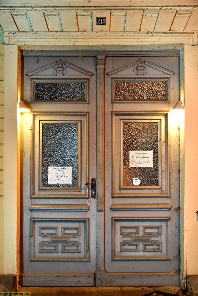 Rheinsberg Rathaus Tuer Seestrasse 21a