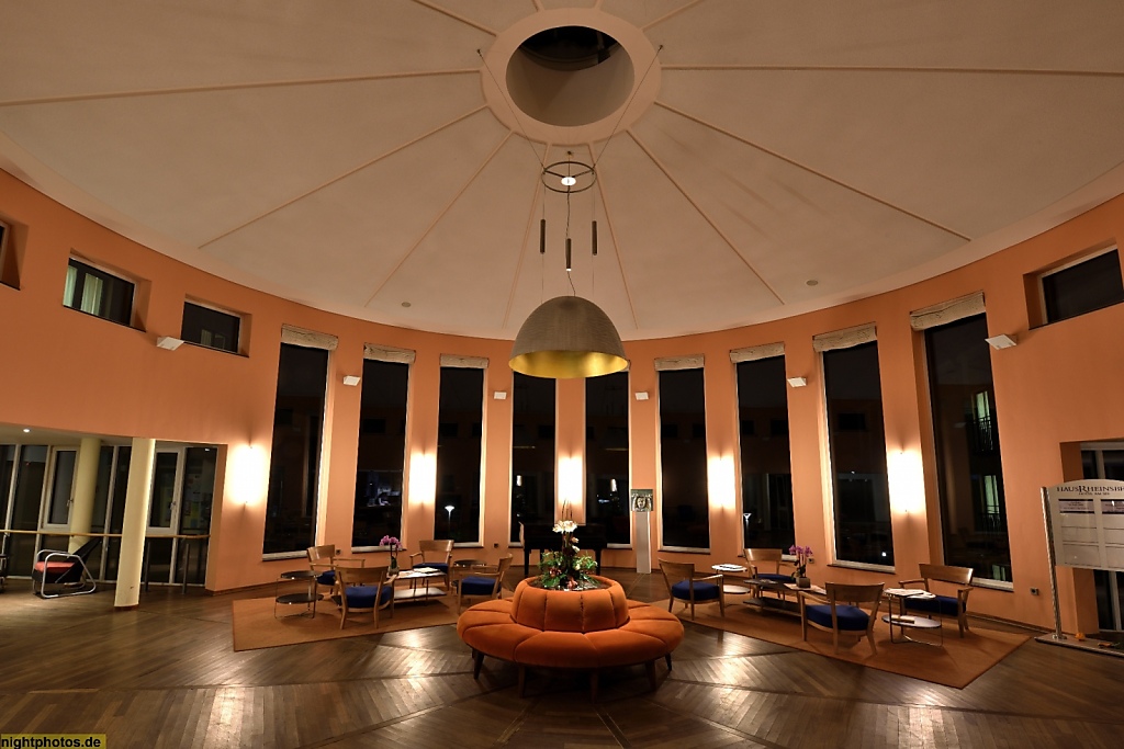 Rheinsberg Hotel am See Empfangshalle