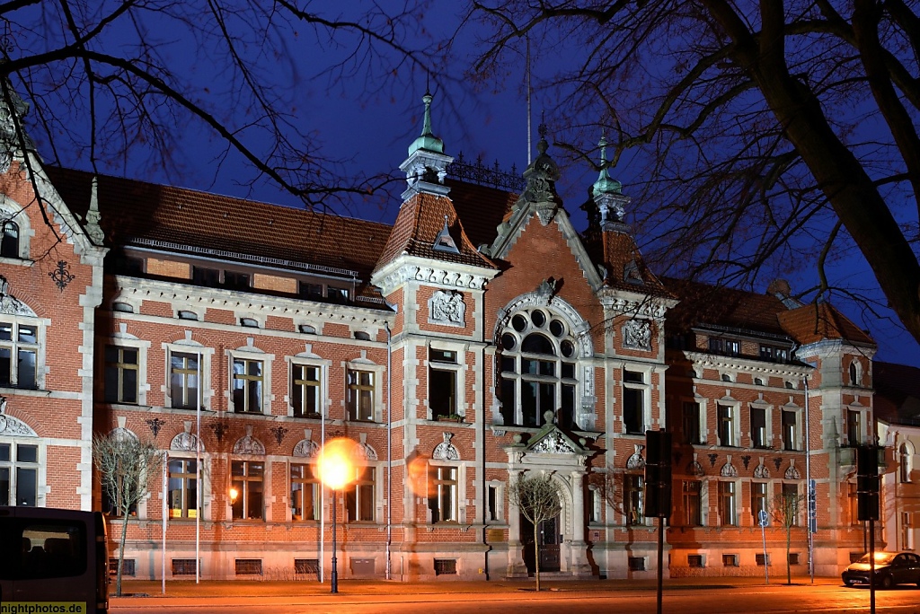 Neuruppin Kreisverwaltung erbaut 1894-1895 von Architekt Max Schilling als Sitz des Landratsamt