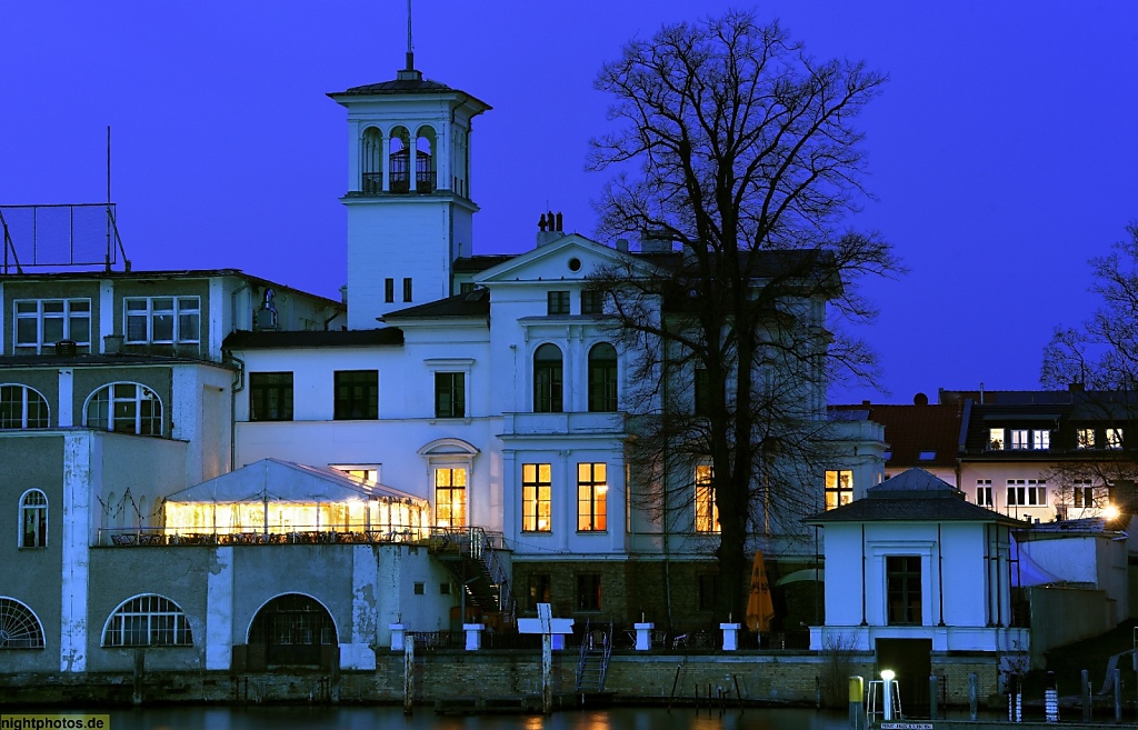 Berlin Friedrichshagen Weisse Villa an der Spree erbaut bis 1880 von Kaufmann Carl Jonas