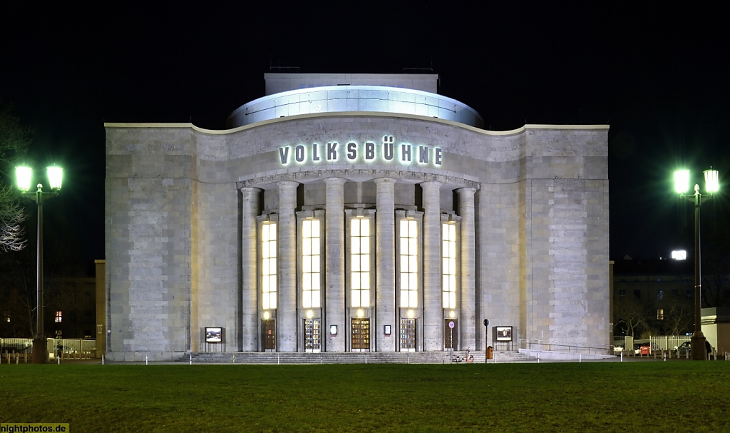 Berlin Mitte Volksbühne Berlin am Rosa-Luxemburg-Platz erbaut 1913-1914 von Architekt Oskar Kaufmann