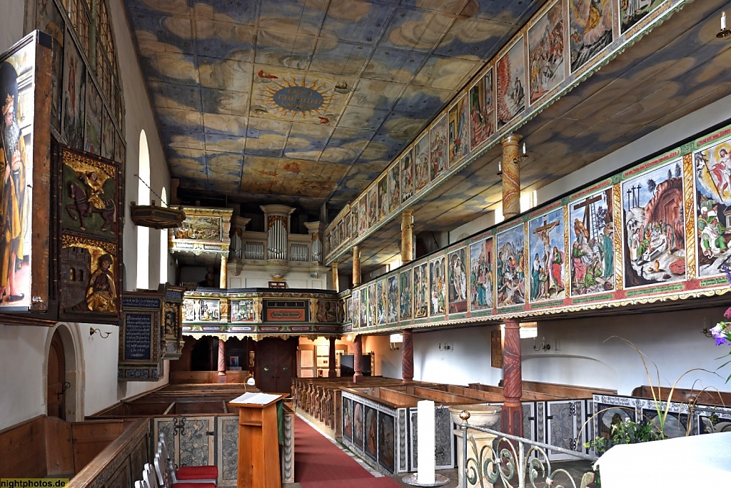 Reinhardtsdorf Dorfkirche erbaut 11.-12. Jhdt als romanische Wehrkirche. Orgel von Hermann Eule aus Bautzen 1911
