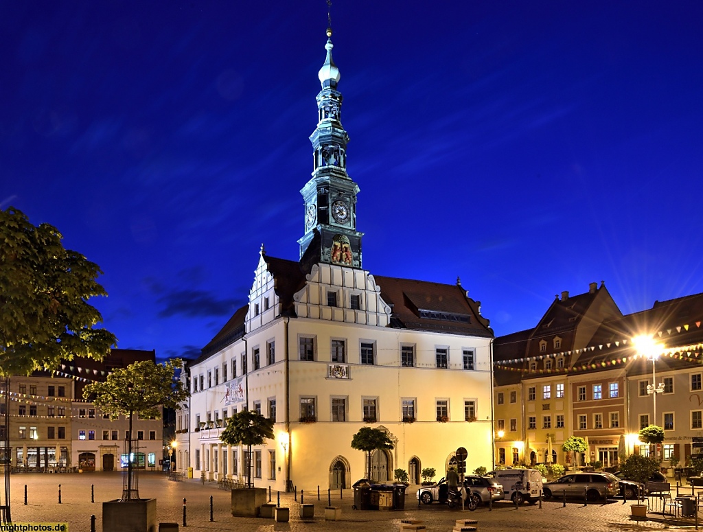 Pirna Altstadt Rathaus von 1396 mit Renaissance-Volutengiebel von 1556 und barockem Rathausturm von 1718