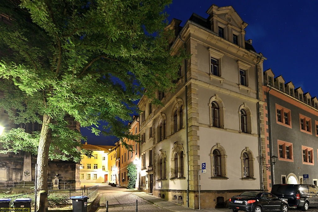 Pirna Altstadt evangelisches Pfarramt erbaut um 1890 im Stil der Neorenaissance am Kirchplatz vor St Marien