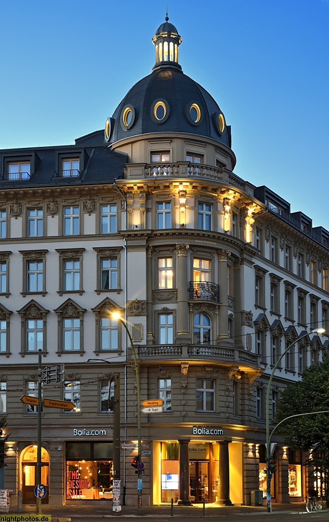 Berlin Mitte Wohn- und Geschäftshaus Torstrasse Ecke Chausseestrasse erbaut 1888-1889 im neobarocken Stil