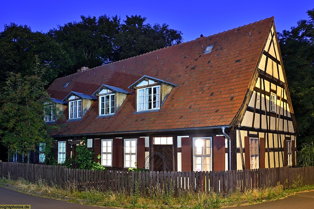 Berlin Köpenick Vereinshaus Vineyard Berlin e.V. erbaut 1715 als Gärtnerhaus des Schlossparks Bellevue