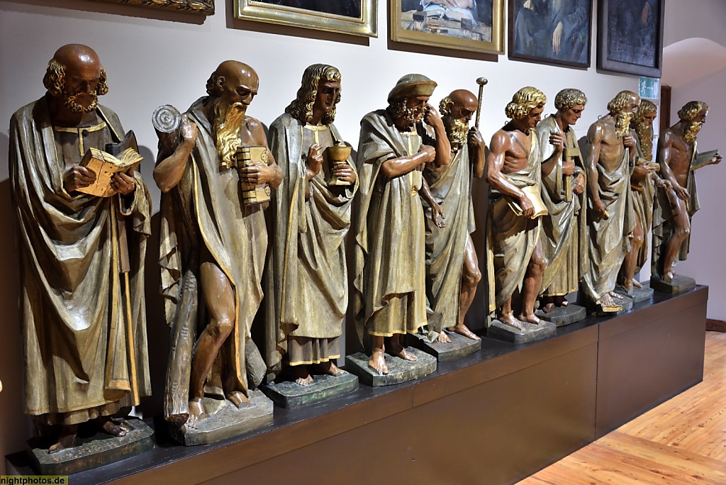 Poznan Rathaus. Ratusz. Ausstellungsraum. Apostelfiguren