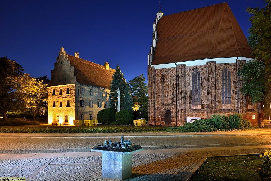 Poznan. Dominsel. Ostróv tumski. Kirche der Jungfrau Maria erbaut 1431-1448. Kościół Najświętszej Marii Panny w Poznaniu