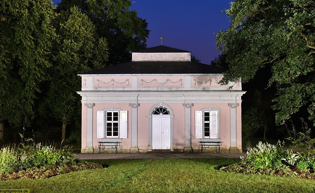 Fulda Eichenzell Schloss Fasanerie Adolphseck. Pavillon im Schlosspark