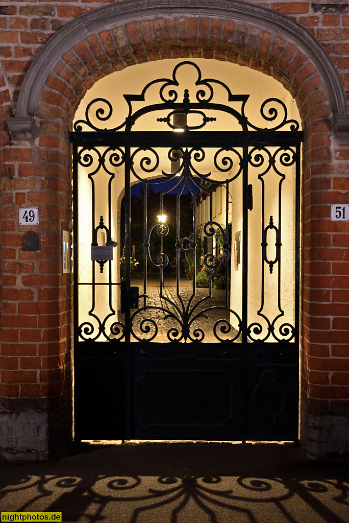 Lübeck Glandorps Gang in den Glandorps Hof erbaut 1603 von Ratsherr Johann Glandorp in der Glockengiesserstrasse 49-51