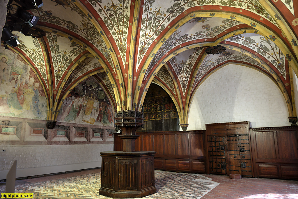 Lübeck Maria-Magdalenen-Kloster. Burgkloster des Dominikanerorden 1227-1531. Sakristei. Gewölbemalerei von Architekt Ferdinand Münzenberger
