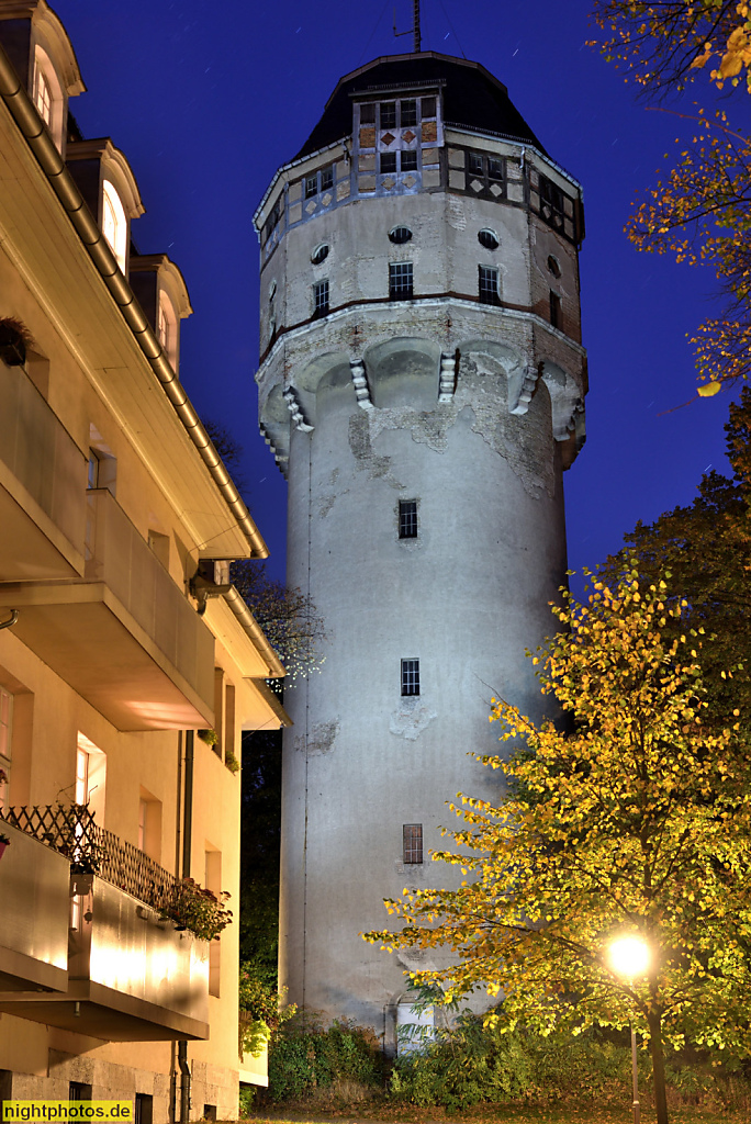 Berlin Buch Ludwigpark H11 Wohnanlage erb als Alte-Leute-Heim 1905-1909 von Ludwig Hoffmann. Wohnhaus 'Marie-Therese' und Wasserturm erbaut 1904-1906