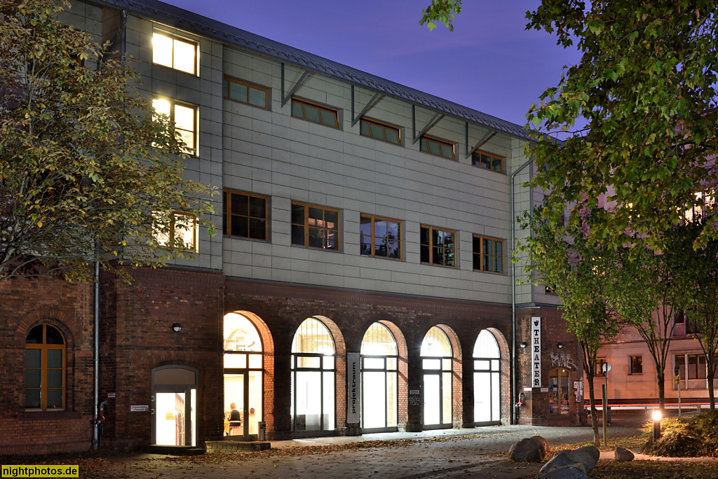 Berlin Friedrichshain Alte Feuerwache seit 1998 Kulturhaus mit Theater erbaut nach Plänen von Hermann Blankenstein