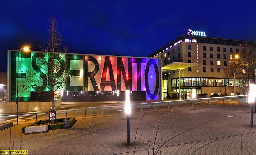 Fulda Esperanto Veranstaltungshalle und Hotel erbaut 2005 von Architekturatelier Christ für Investor Leo Groll