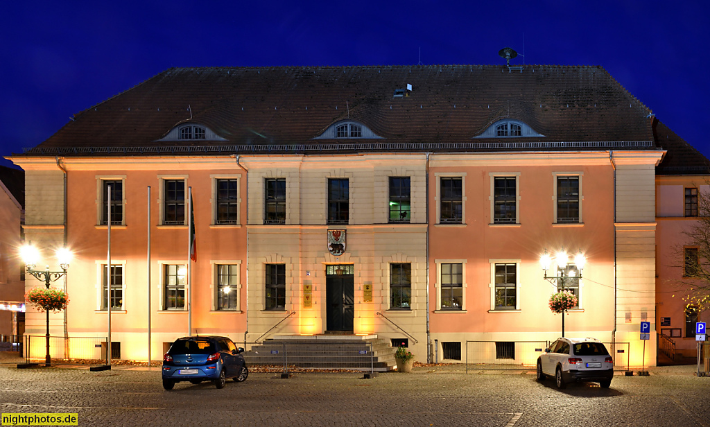 Bernau Rathaus am Marktplatz erbaut 1805 von Carl Dornstein