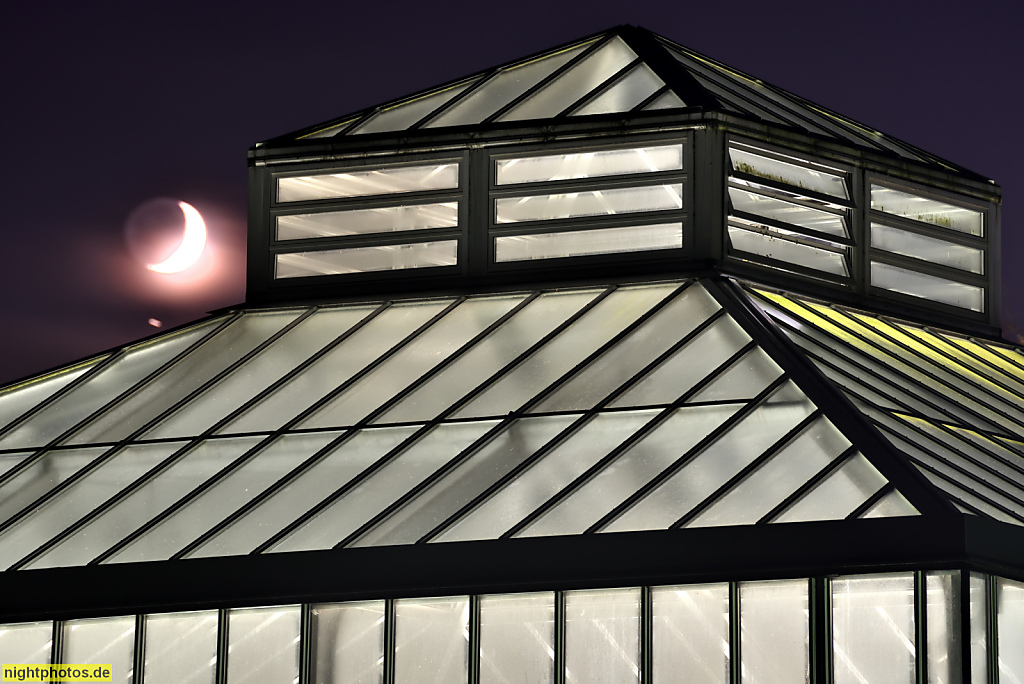 Berlin Pankow Botanischer Volkspark Blankenfelde . Hochgewächshaus mit Verbinder erbaut 1928-1929 von Albert Brodersen