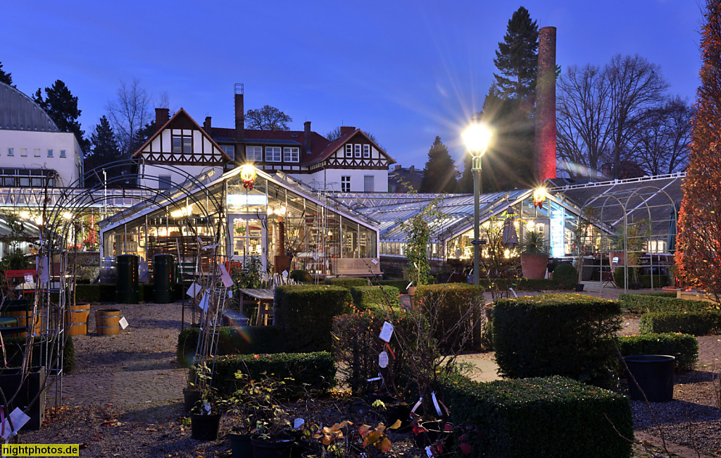 Berlin Dahlem Königliche Gartenakademie. Gewächshäuser der ehemaligen Königlichen Gärtnerlehranstalt eröffnet 1903