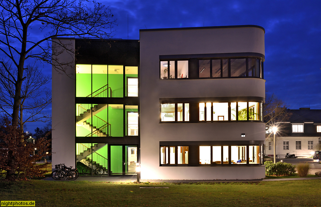 Berlin Dahlem Fritz-Haber-Institut Department Physical Chemistry Bürotrakt Präzisionslaserlaboratorium. Erbaut 2010-2016 von dgi Bauwerk Architektur
