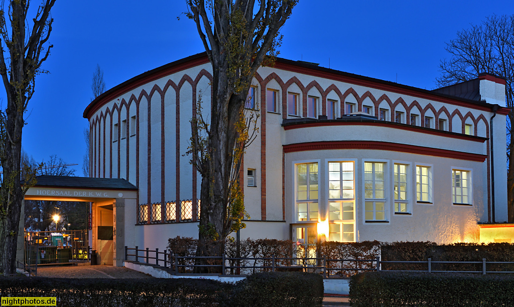 Berlin Dahlem Harnack-Haus Tagungsstätte der Max-Planck-Gesellschaft erbaut von Carl Sattler 1929 als Vortrags- und Begegnungszentrum der Kaiser-Wilhelm-Gesellschaft