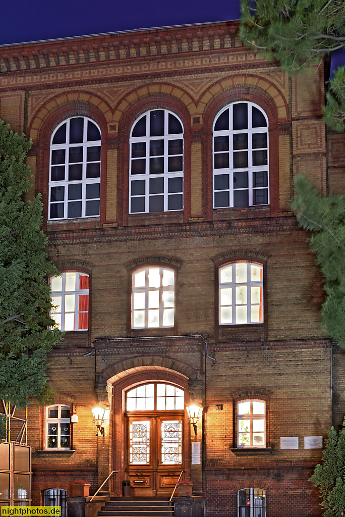 Berlin Schöneberg Musikschule und kommunale Galerie im Haus am Kleistpark. Erbaut 1878-1880 von Karl Zastrau Eduard Haesecke und Moritz Hellwig als Botanisches Museum