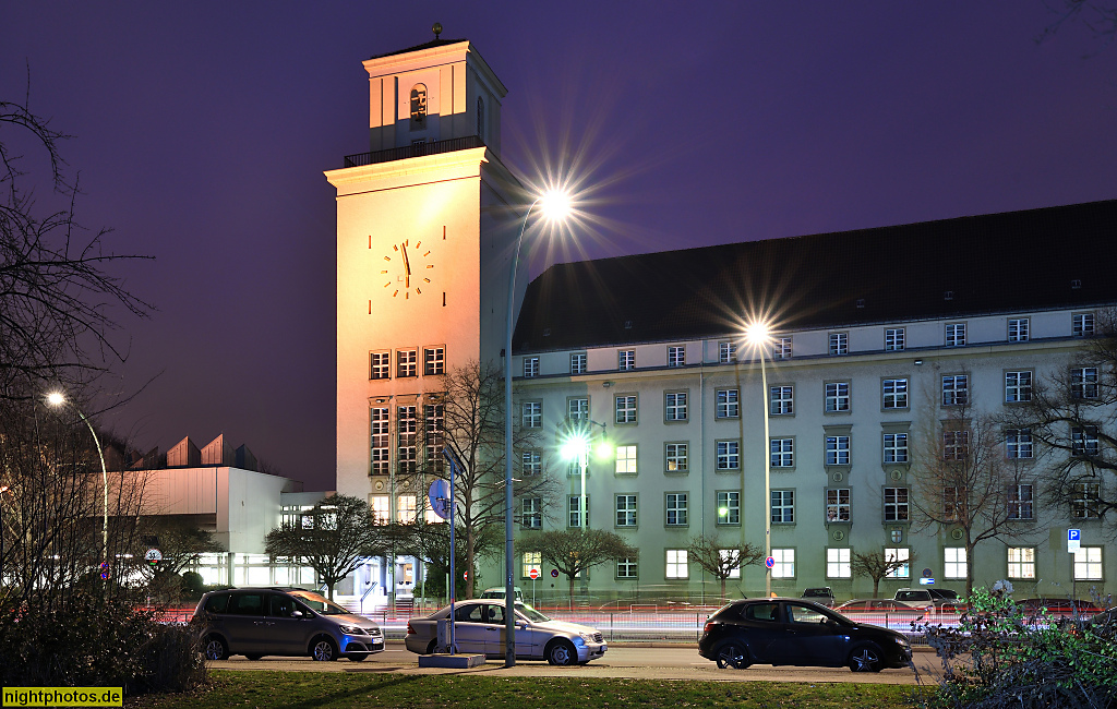 Berlin Tempelhof Rathaus erbaut 1936-1938 von Hellmut Delius im Stil der Neuen Sachklichkeit