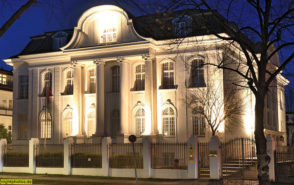 Berlin Dahlem Lybische Botschaft erbaut 1913-1914 als Zweifamilienhaus von Fritz Redlin für Paul Wartenberg