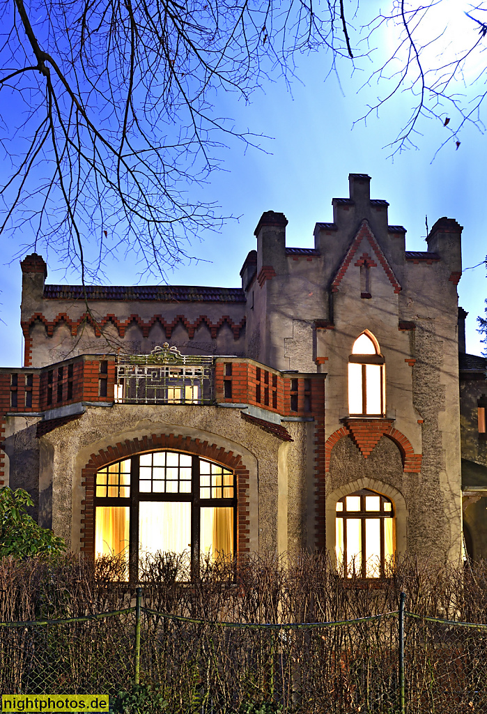 Berlin Lichterfelde Wohnhaus in der Paulinenstrasse 26 erbaut 1896-1897 von Architekt Gustav Lilienthal für Bauherr Harald Kluge