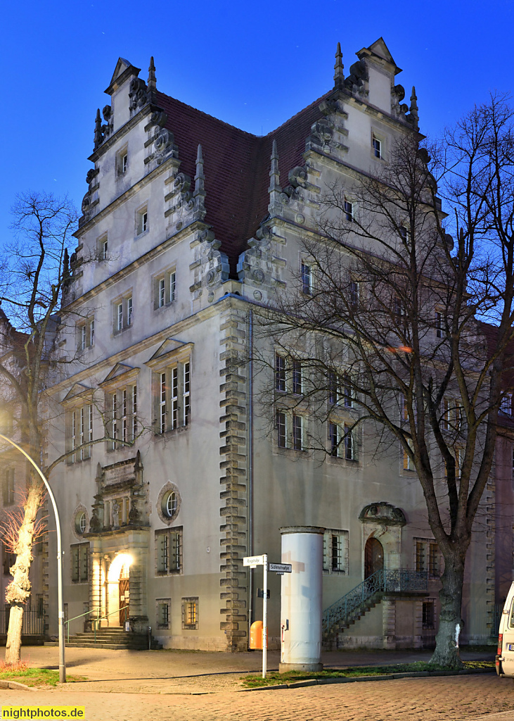 Berlin Lichterfelde Amtsgericht Schöneberg Standort Lichterfelde. Erbaut 1902-1906 von Rudolf Mönnich und Walter Sarkur mit Gefängnis