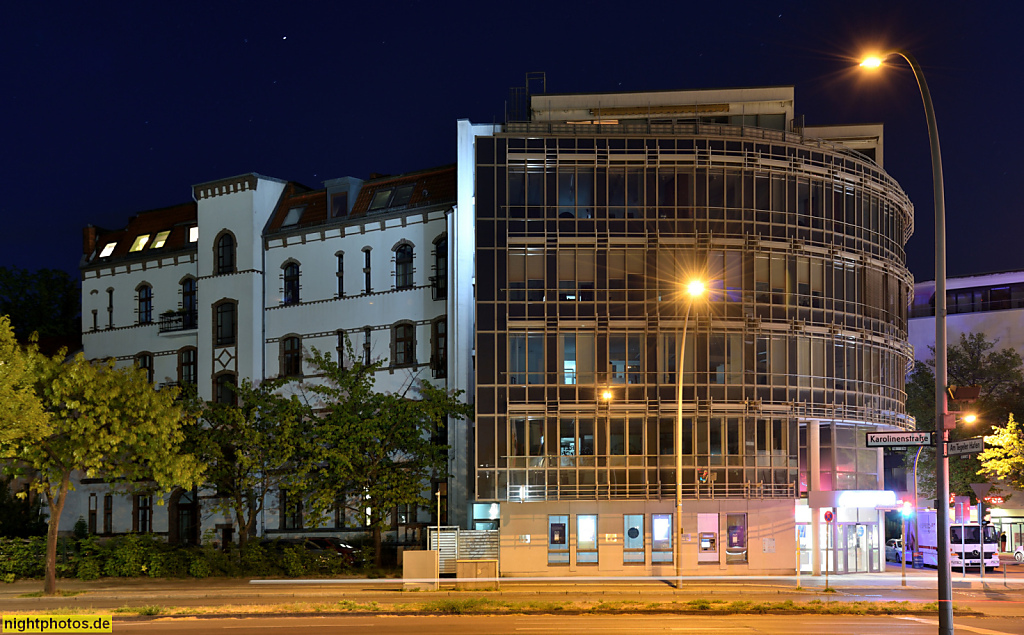 Berlin Tegel Mietshaus erbaut 1900-1901 von C Fuchs für Grundbesitzer August Wilke in der Schlossstrasse 25